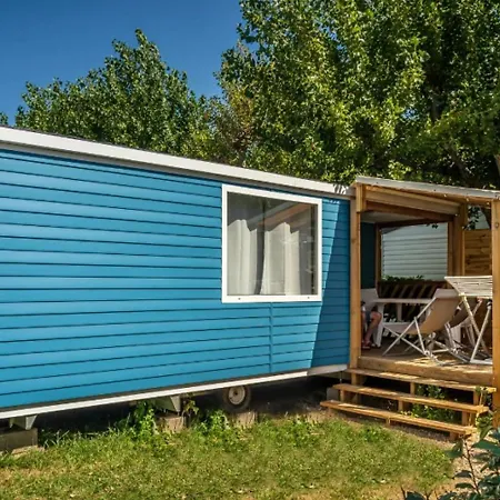 Zecamping 5 Etoiles Club Enfant Espace Aquatique Sauna Hammam Chiens Acceptes Saint-Jean-dʼOrbetiers