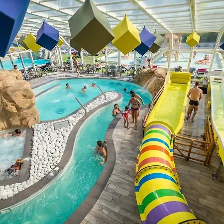 Zecamping 5 Etoiles Club Enfant Espace Aquatique Sauna Hammam Chiens Acceptes