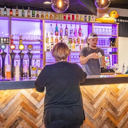 Zecamping 5 Club Enfant Espace Aquatique Sauna Hammam Chiens Acceptes אתר קמפינג *