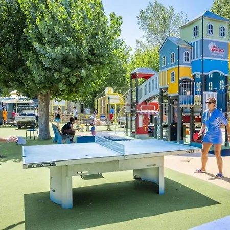 Zecamping 5 Etoiles Club Enfant Espace Aquatique Sauna Hammam Chiens Acceptes Campingplads