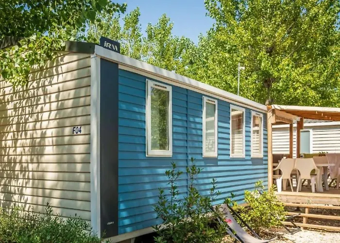 אתר קמפינג Zecamping 5 Club Enfant Espace Aquatique Sauna Hammam Chiens Acceptes Saint-Jean-dʼOrbetiers